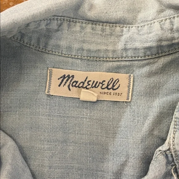 Madewell denim button up - Picture 2 of 7